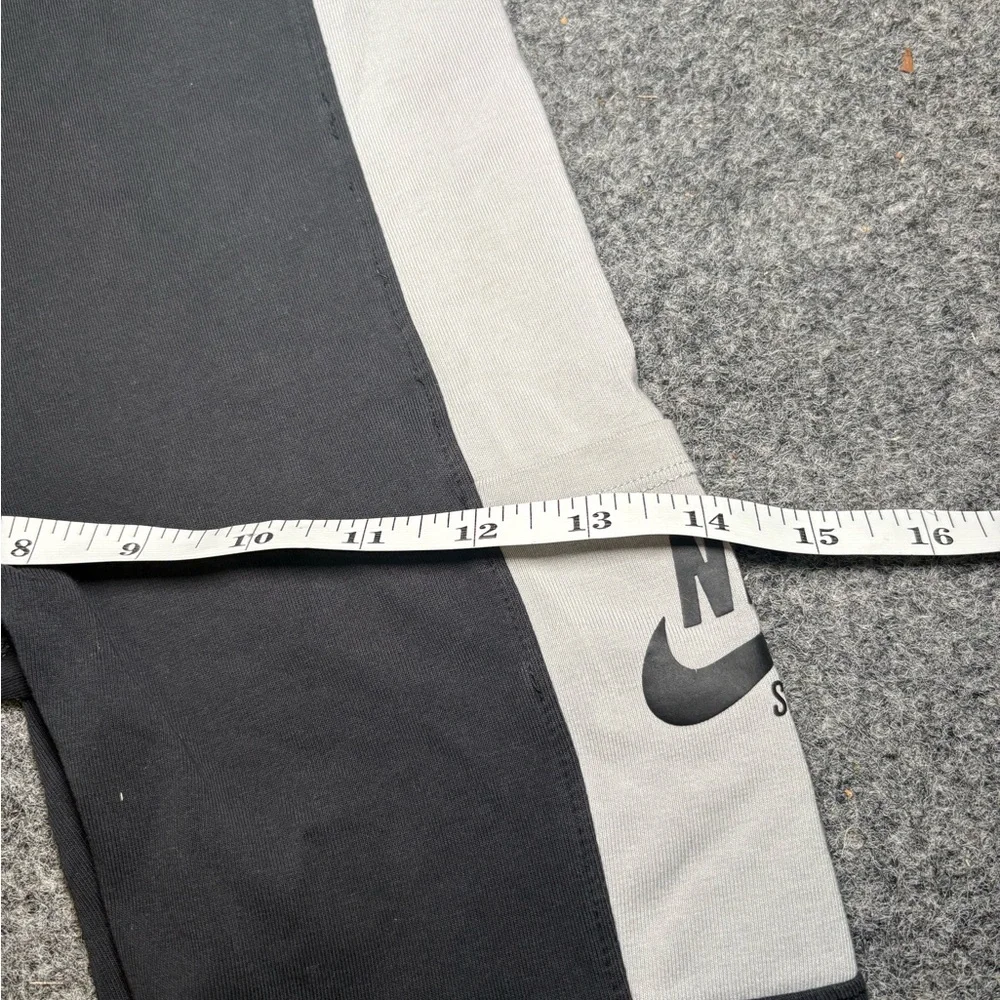 Nike‎ GirlsTwo-Tone Black and White Leggings size Large